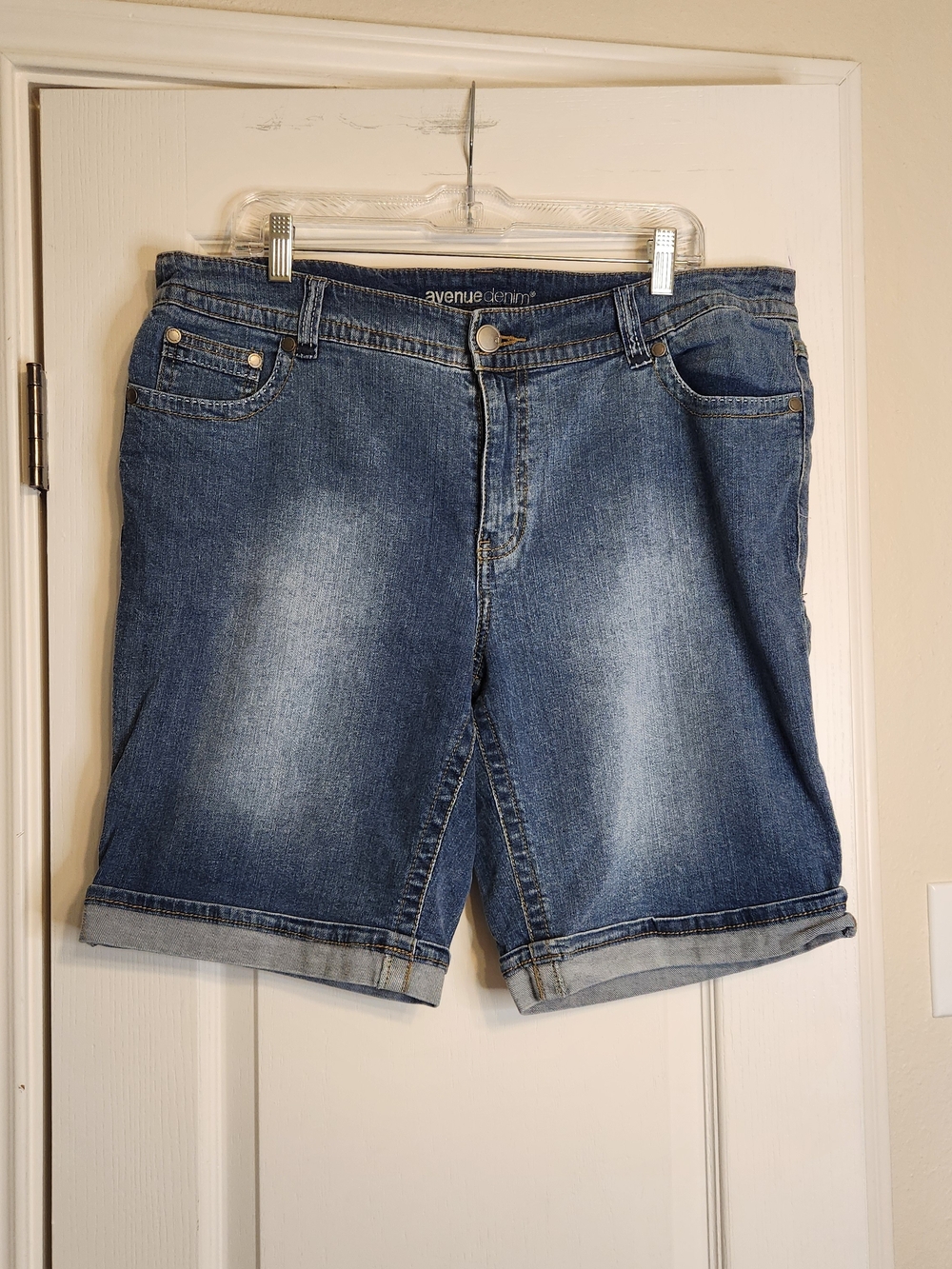 Avenue Denim Rolled Hem Jean Shorts - Medium Blue